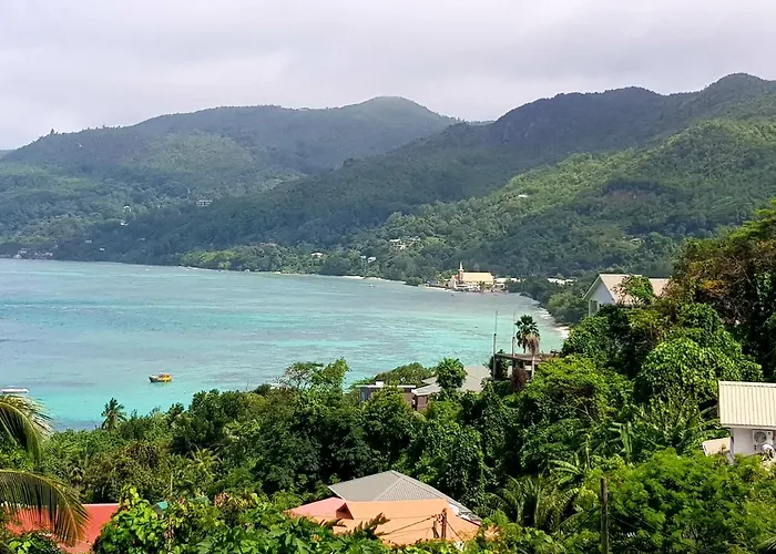 Guest house Seybreeze Anse Royale