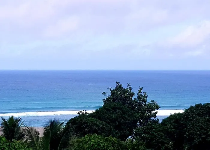 Seybreeze Guest house Anse Royale