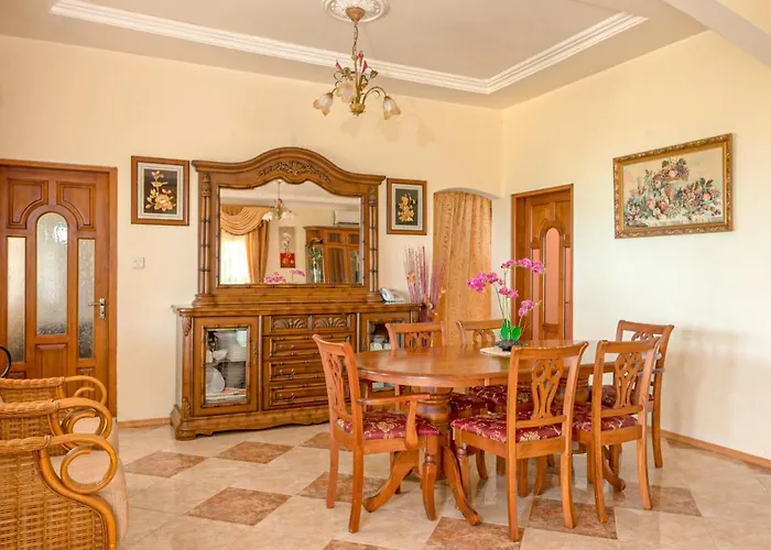 Guest house Seybreeze Anse Royale
