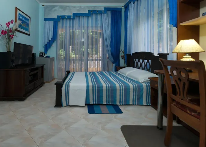 Seybreeze Guest house Anse Royale